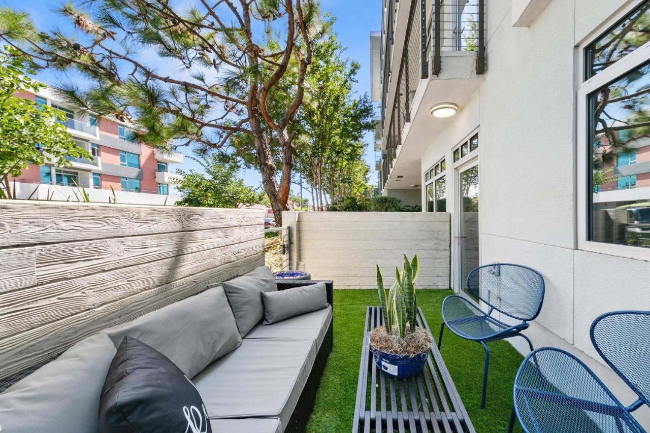 Beverly Grove Chic City Oasis 2 Bedroom Apt With Den 138 Лос-Анджелес Экстерьер фото